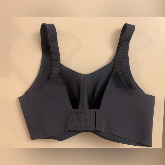 Knix Catalyst Sports Bra, size 7+ - Picture 4 of 8